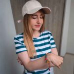 Manilla Cruz Multicolor - Diseño Artesanal 3