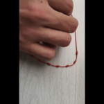 Manilla Hilo Rojo con Nudos 4