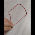 Manilla Hilo Rojo con Nudos 5.1