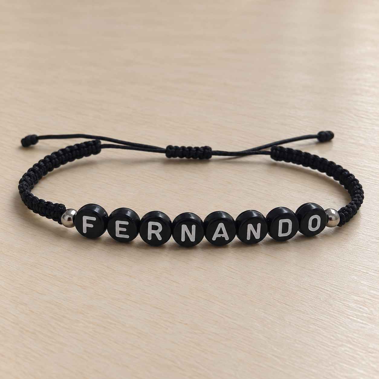 Manilla Nombre Personalizada Negra Artesanal 1